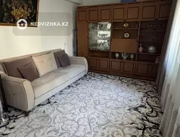 3-комнатная квартира, этаж 1 из 4, 60 м²
