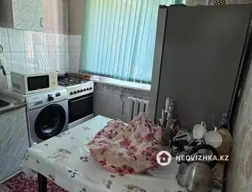 3-комнатная квартира, этаж 1 из 4, 60 м²