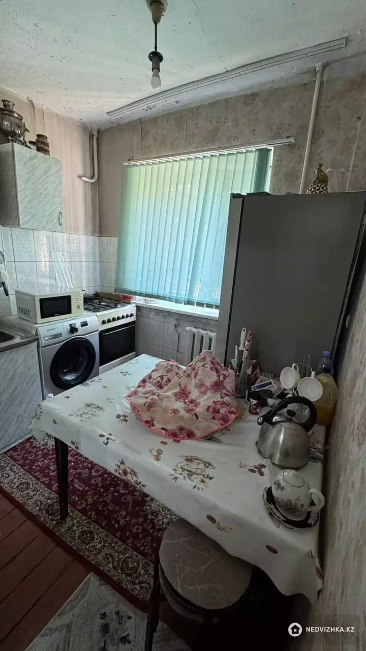 3-комнатная квартира, этаж 1 из 4, 60 м², фотография 3