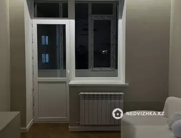 2-комнатная квартира, этаж 4 из 5, 32 м², миниатюра 7