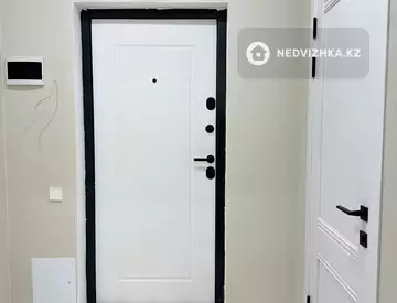 2-комнатная квартира, этаж 4 из 5, 32 м², миниатюра 9