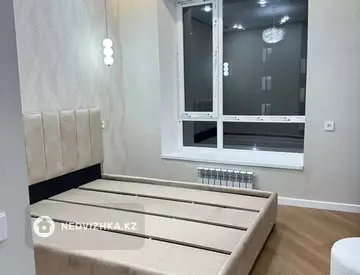 2-комнатная квартира, этаж 4 из 5, 32 м², миниатюра 11