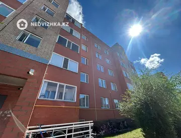 1-комнатная квартира, этаж 4 из 5, 38 м², миниатюра 1