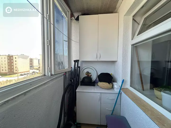 1-комнатная квартира, этаж 4 из 5, 38 м², фотография 5