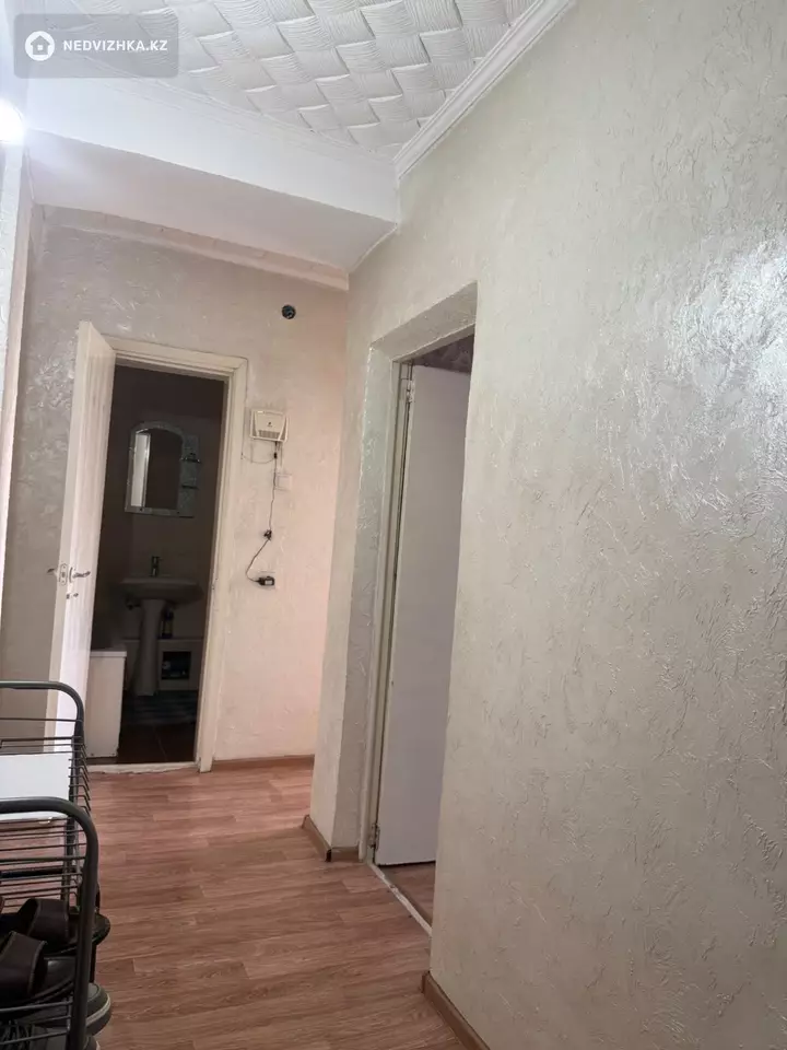 2-комнатная квартира, этаж 5 из 5, 58 м², фотография 2