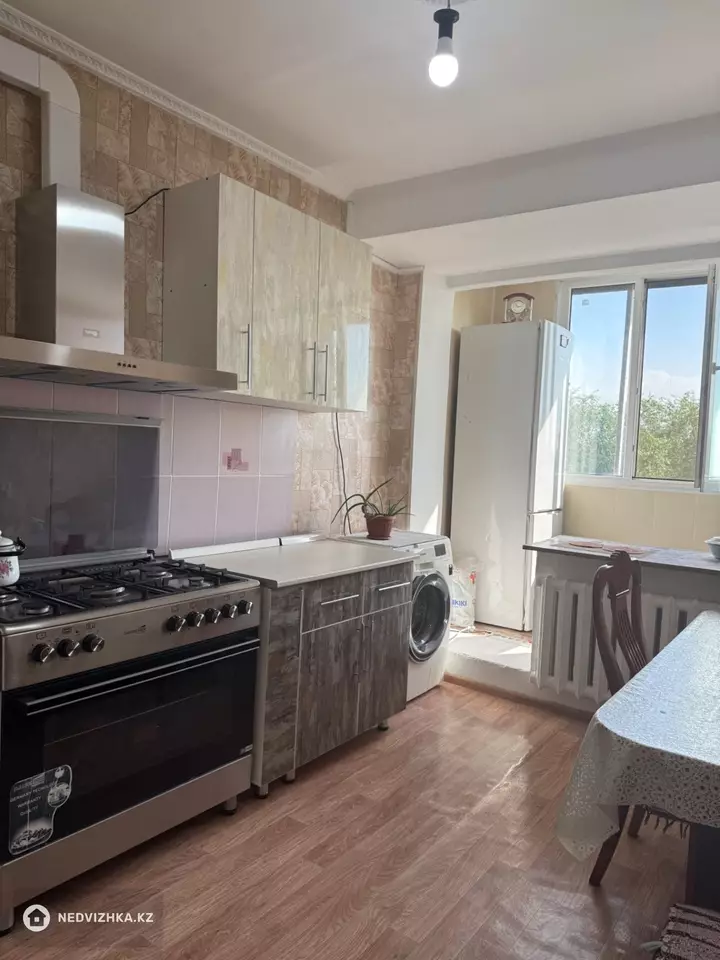 2-комнатная квартира, этаж 5 из 5, 58 м², фотография 5
