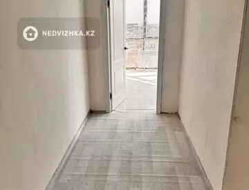 1-комнатная квартира, этаж 4 из 5, 50 м²