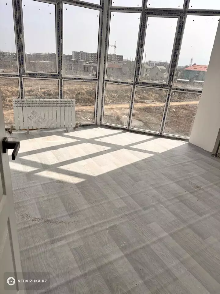 1-комнатная квартира, этаж 4 из 5, 50 м², фотография 3