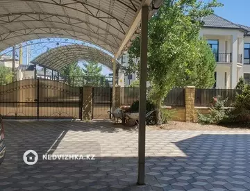 8-комнатный дом, 12 соток, 352 м²