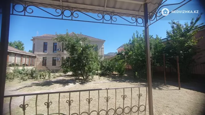 8-комнатный дом, 12 соток, 352 м², фотография 3