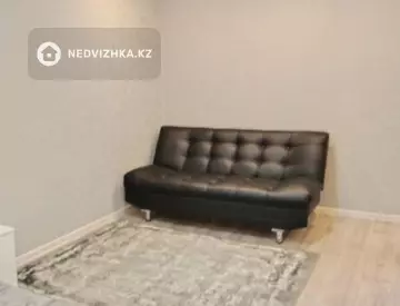 1-комнатная квартира, этаж 1 из 5, 32 м², Посуточно