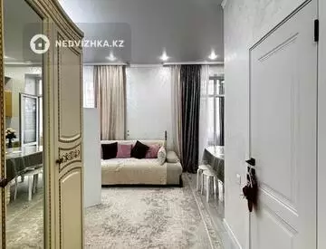 1-комнатная квартира, этаж 1 из 10, 39 м², миниатюра 12