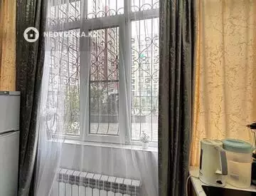 1-комнатная квартира, этаж 1 из 10, 39 м², миниатюра 6