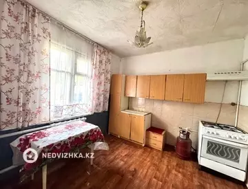 3-комнатная квартира, этаж 1 из 2, 58 м²