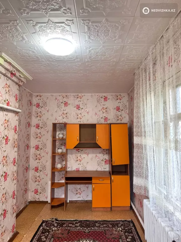 3-комнатная квартира, этаж 1 из 2, 58 м², фотография 3