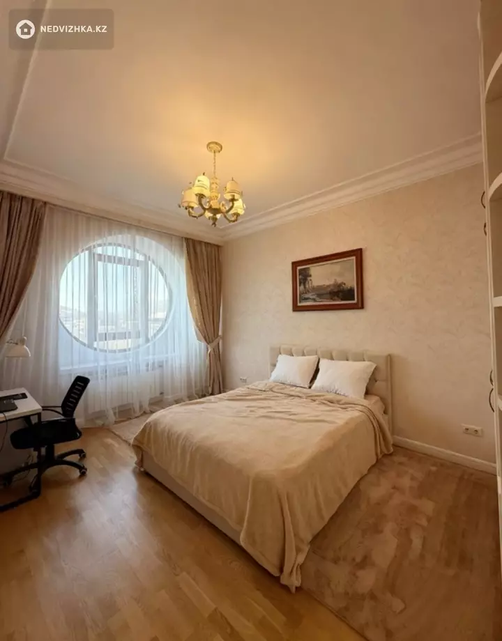 3-комнатная квартира, этаж 5 из 5, 94 м², фотография 3