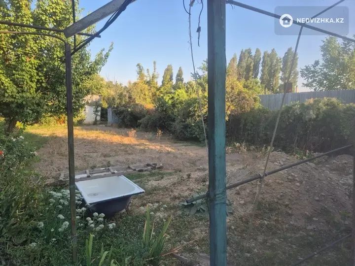 3-комнатная квартира, этаж 1 из 1, 60 м², фотография 2