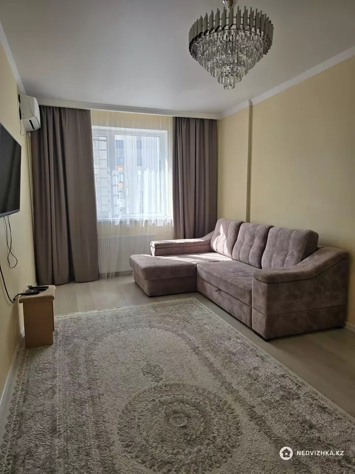1-бөлмелі пәтер, қабат 10 барлық қабат саны 22, 40 м²