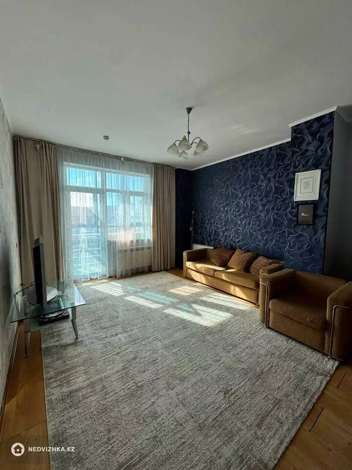 2-комнатная квартира, этаж 10 из 11, 85 м², фотография 2