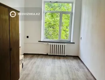 3-комнатная квартира, этаж 3 из 4, 76 м², миниатюра 6