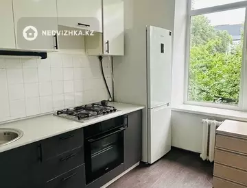 3-комнатная квартира, этаж 3 из 4, 76 м², миниатюра 8