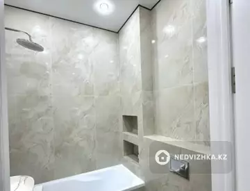2-комнатная квартира, этаж 3 из 8, 72 м², миниатюра 10