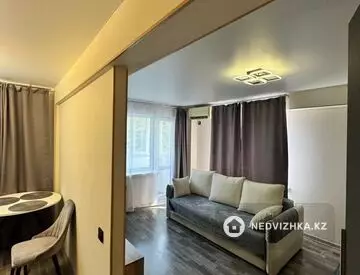 1-комнатная квартира, этаж 1 из 5, 45 м², Посуточно
