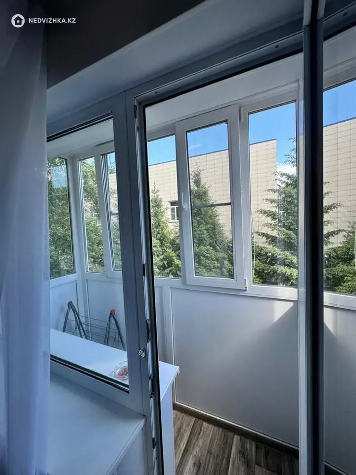 1-комнатная квартира, этаж 1 из 5, 45 м², Посуточно, фотография 4