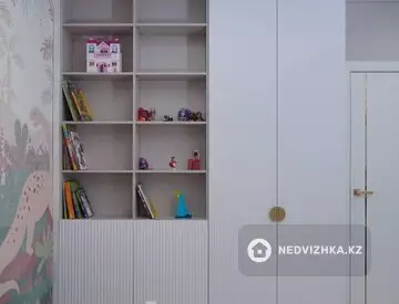 3-комнатная квартира, этаж 15 из 17, 77 м², миниатюра 8
