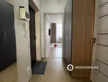 2-комнатная квартира, этаж 6 из 11, 39 м², миниатюра 10