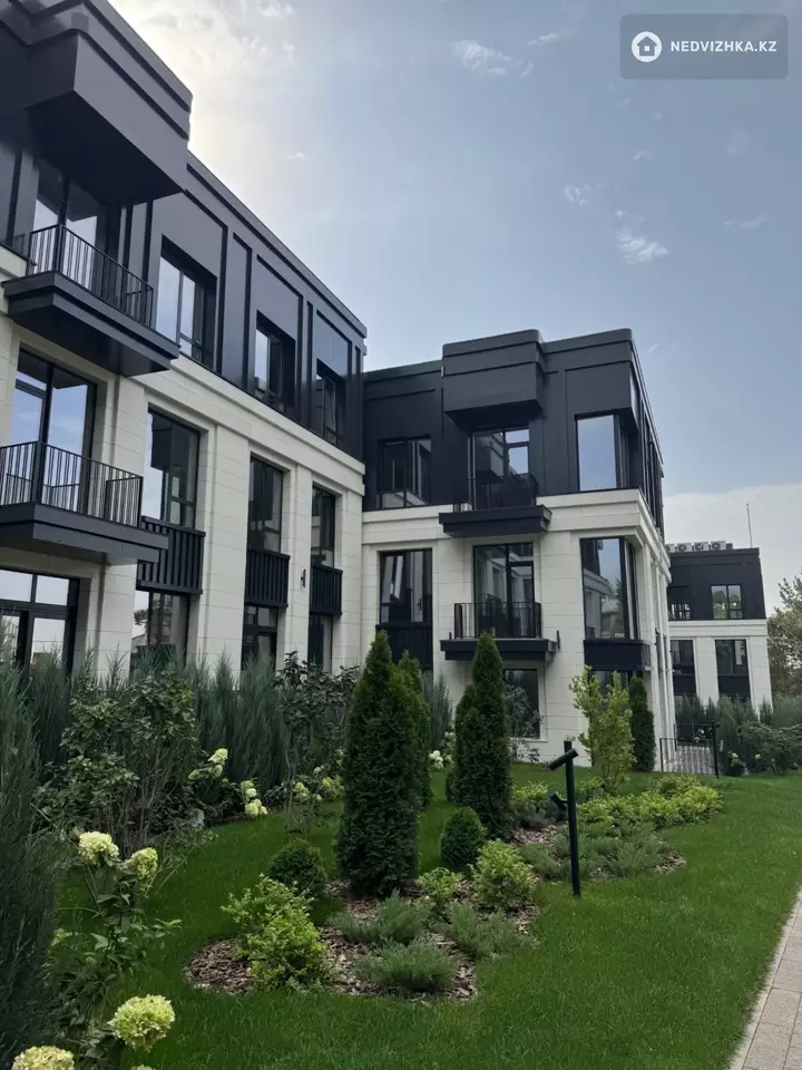 3-комнатная квартира, этаж 1 из 3, 85 м², фотография 3