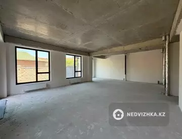 3-комнатная квартира, этаж 1 из 3, 85 м², миниатюра 6