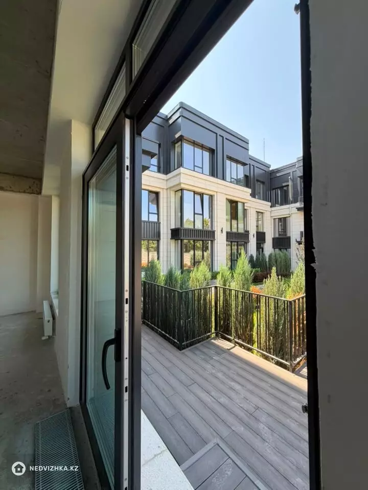 3-комнатная квартира, этаж 1 из 3, 85 м²