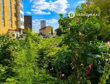 3-комнатная квартира, этаж 2 из 9, 70 м², миниатюра 2