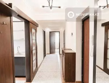 3-комнатная квартира, этаж 2 из 9, 70 м², миниатюра 10