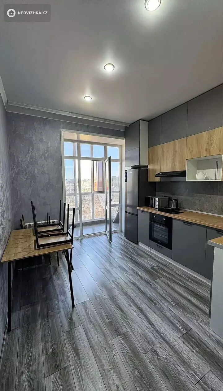 1-комнатная квартира, этаж 7 из 9, 41 м²