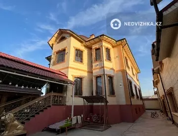 9-комнатный дом, 10 соток, 660 м², миниатюра 1