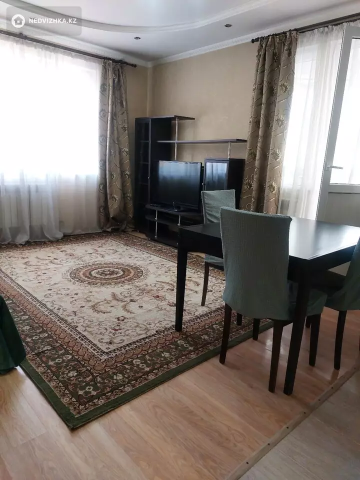 1-комнатная квартира, этаж 4 из 12, 50 м², фотография 3