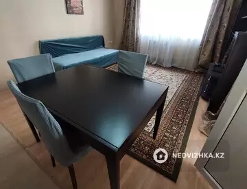 1-комнатная квартира, этаж 4 из 12, 50 м²