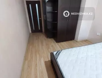 1-комнатная квартира, этаж 4 из 12, 50 м², миниатюра 11