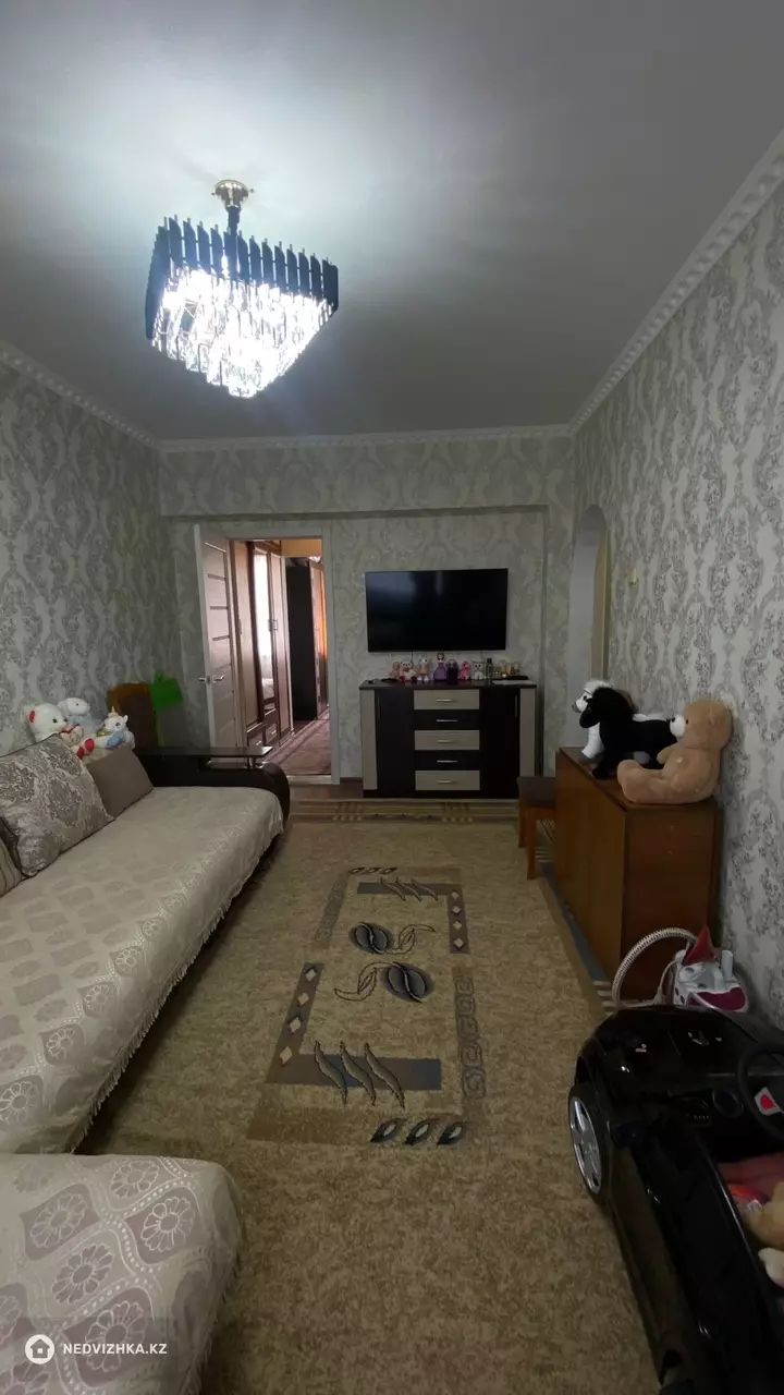 3-комнатная квартира, этаж 3 из 4, 57 м²