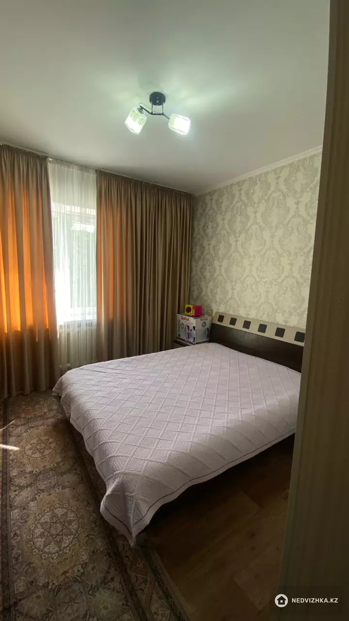 3-комнатная квартира, этаж 3 из 4, 57 м², фотография 5