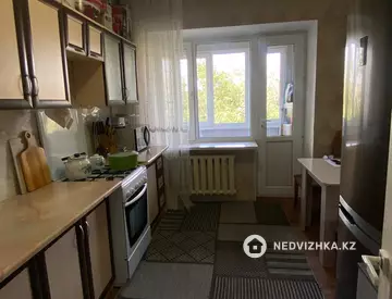 3-бөлмелі пәтер, қабат 3 барлық қабат саны 4, 57 м², 12-нобай