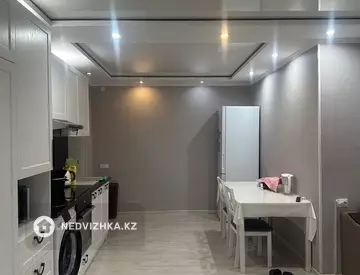 1-комнатная квартира, этаж 3 из 10, 43 м²