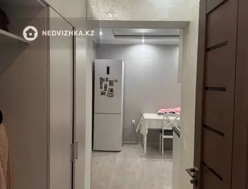 1-комнатная квартира, этаж 3 из 10, 43 м²