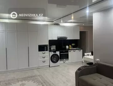 1-комнатная квартира, этаж 3 из 10, 43 м²