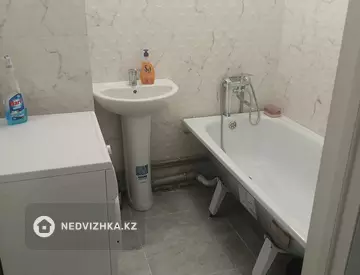 3-комнатная квартира, этаж 8 из 10, 74 м², На длительный срок