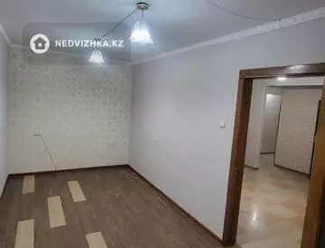 Офис, Салон и др., этаж 1 из 5, 50 м², На длительный срок