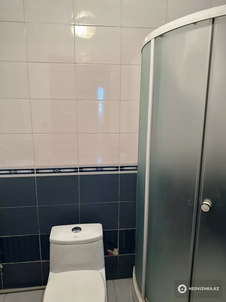 3-комнатная квартира, этаж 4 из 12, 108 м², фотография 3