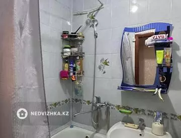 3-комнатная квартира, этаж 4 из 5, 62 м², миниатюра 8